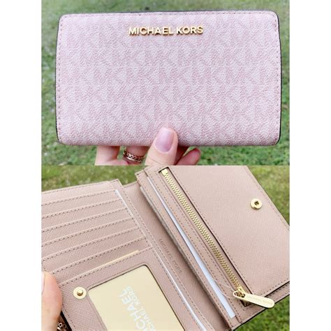 soft pink fawn michael kors wallet|Michael Kors Wallet.